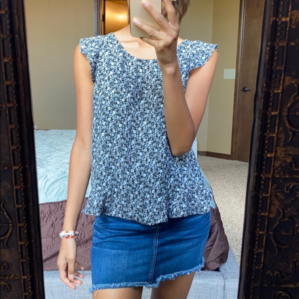 Floral top